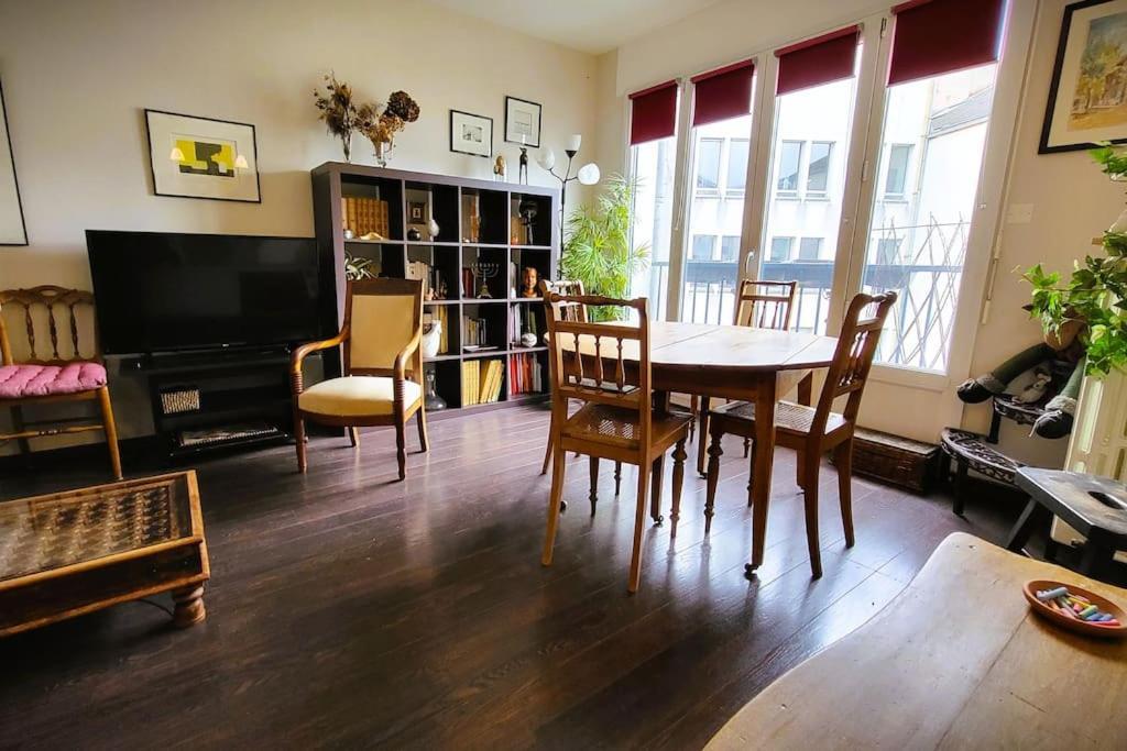 Appartement Des Beaux-Arts Besancon Bagian luar foto
